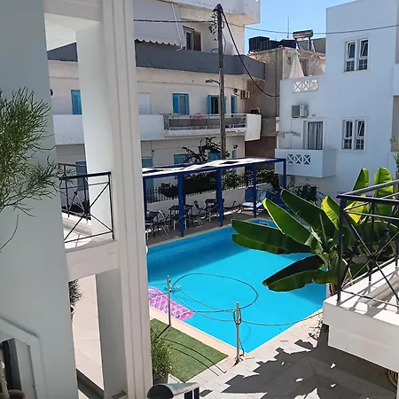 In Agiapelagia For 3 Pers - Crete